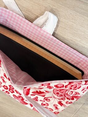 Red Floral Book/Bible Skeeve with Pink Gingham Lining